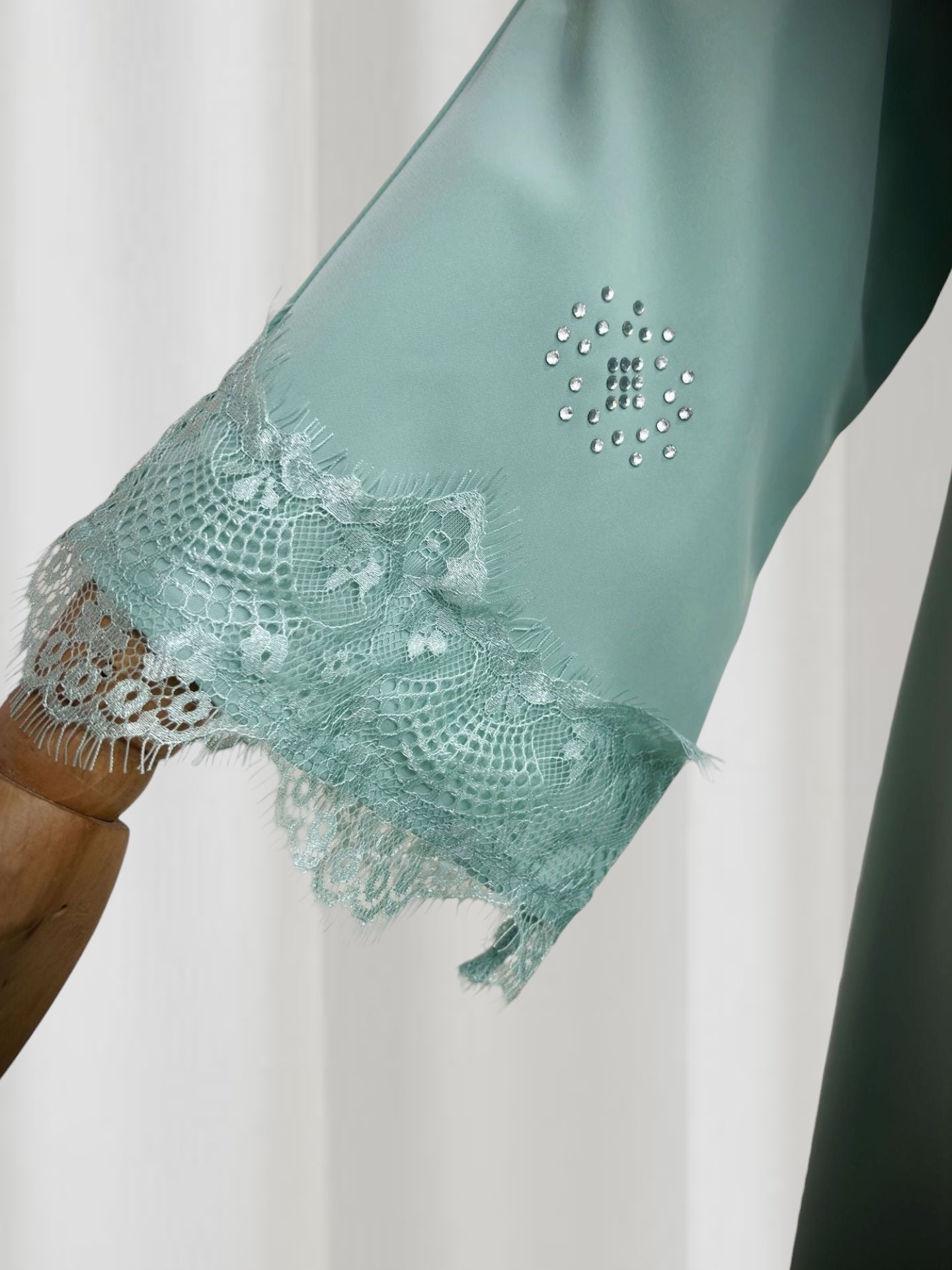 Layali Lace Edge Abaya (EG152)