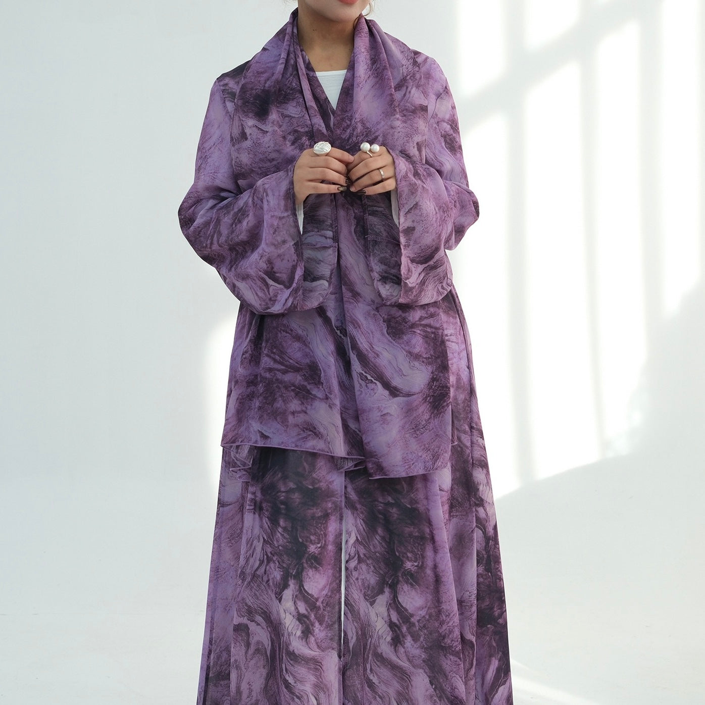 The Étoile Print Abaya
(EG127)