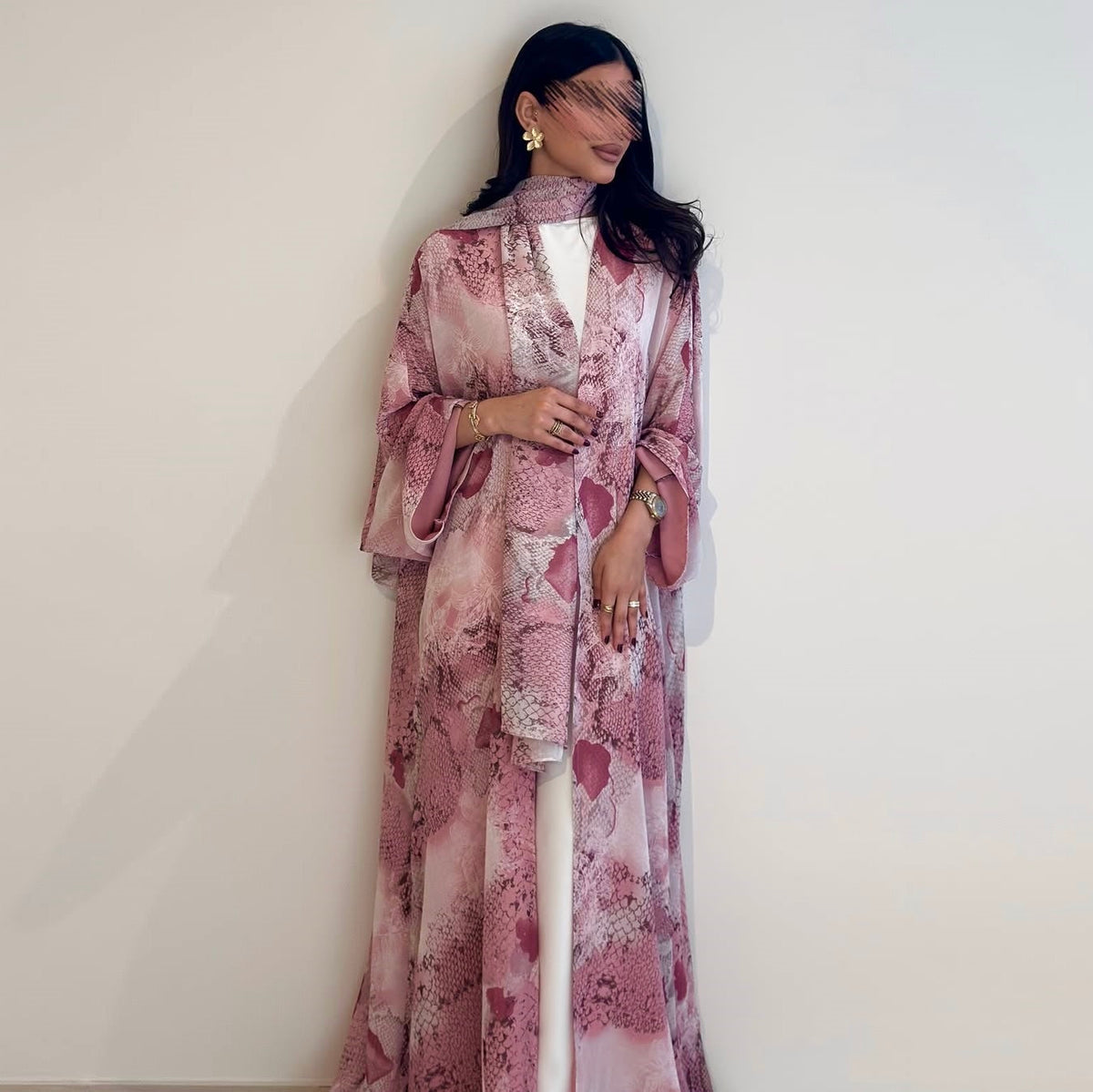The Rosé Serpentine Abaya Set