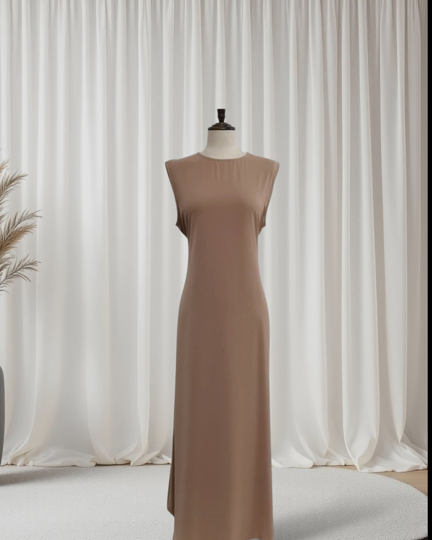 Sleeveless Abaya inner