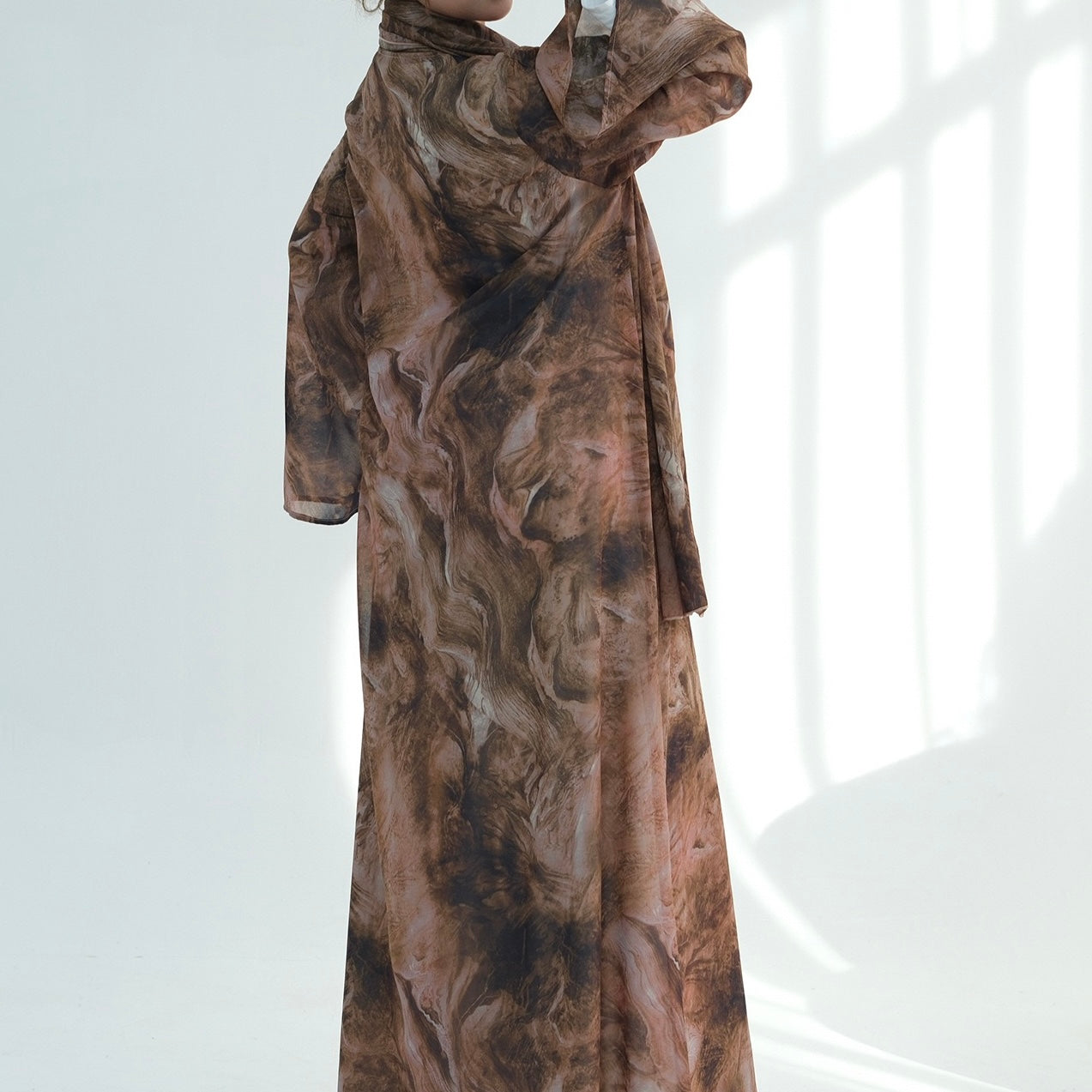 The Étoile Print Abaya
(EG127)