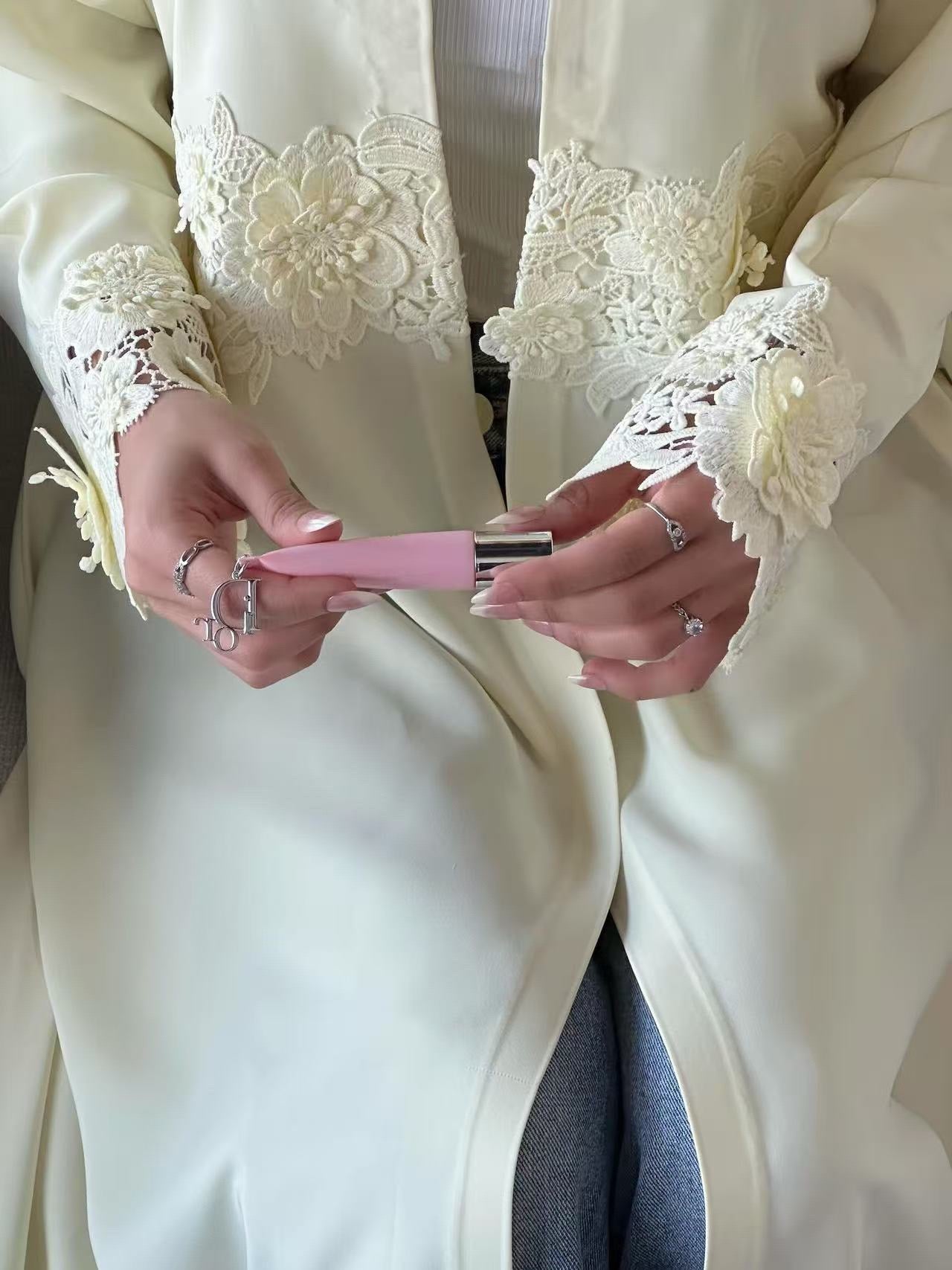 The Élise Lace-Trimmed Abaya Set (IA185)