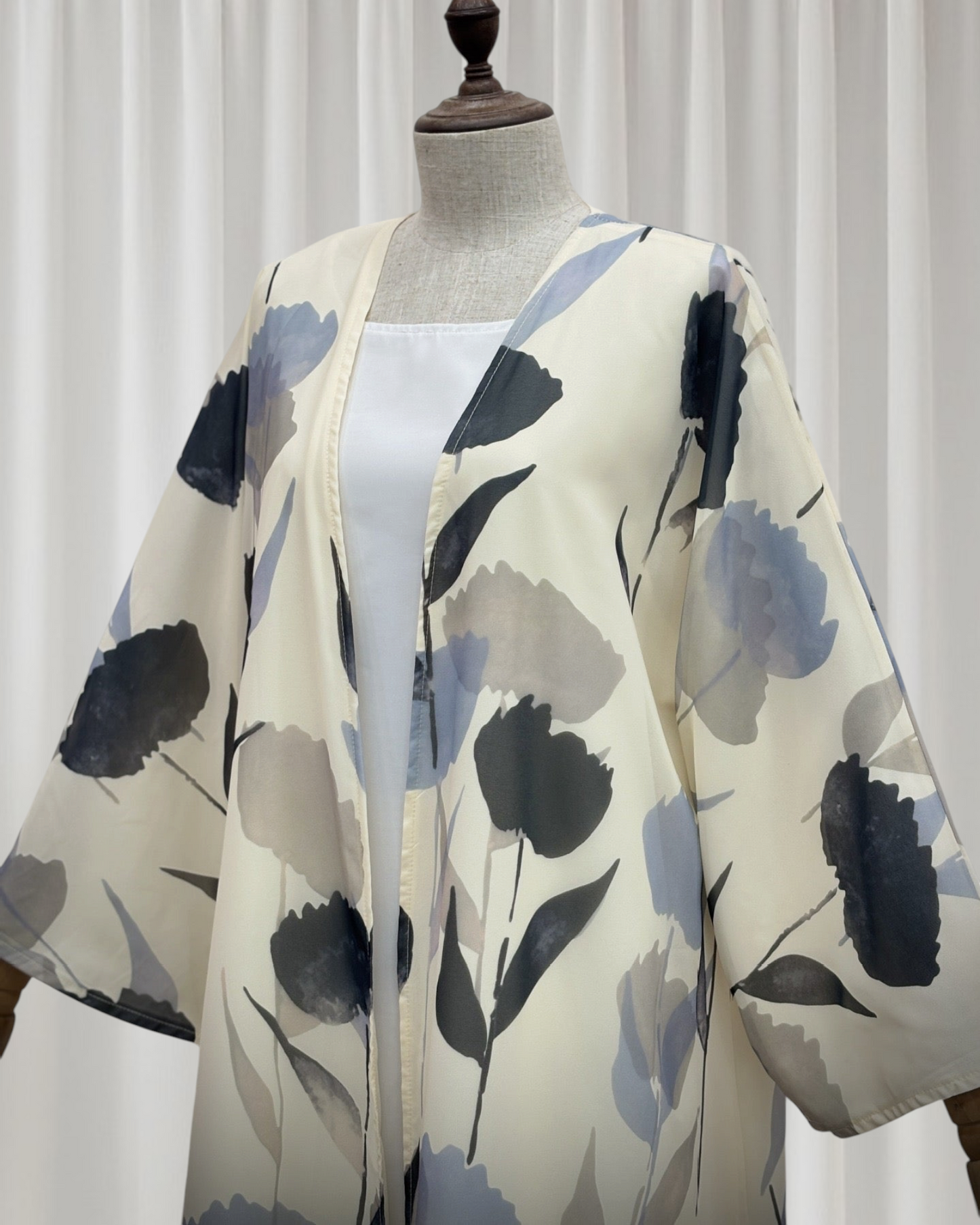 The Meadow Abaya Set (IA180)