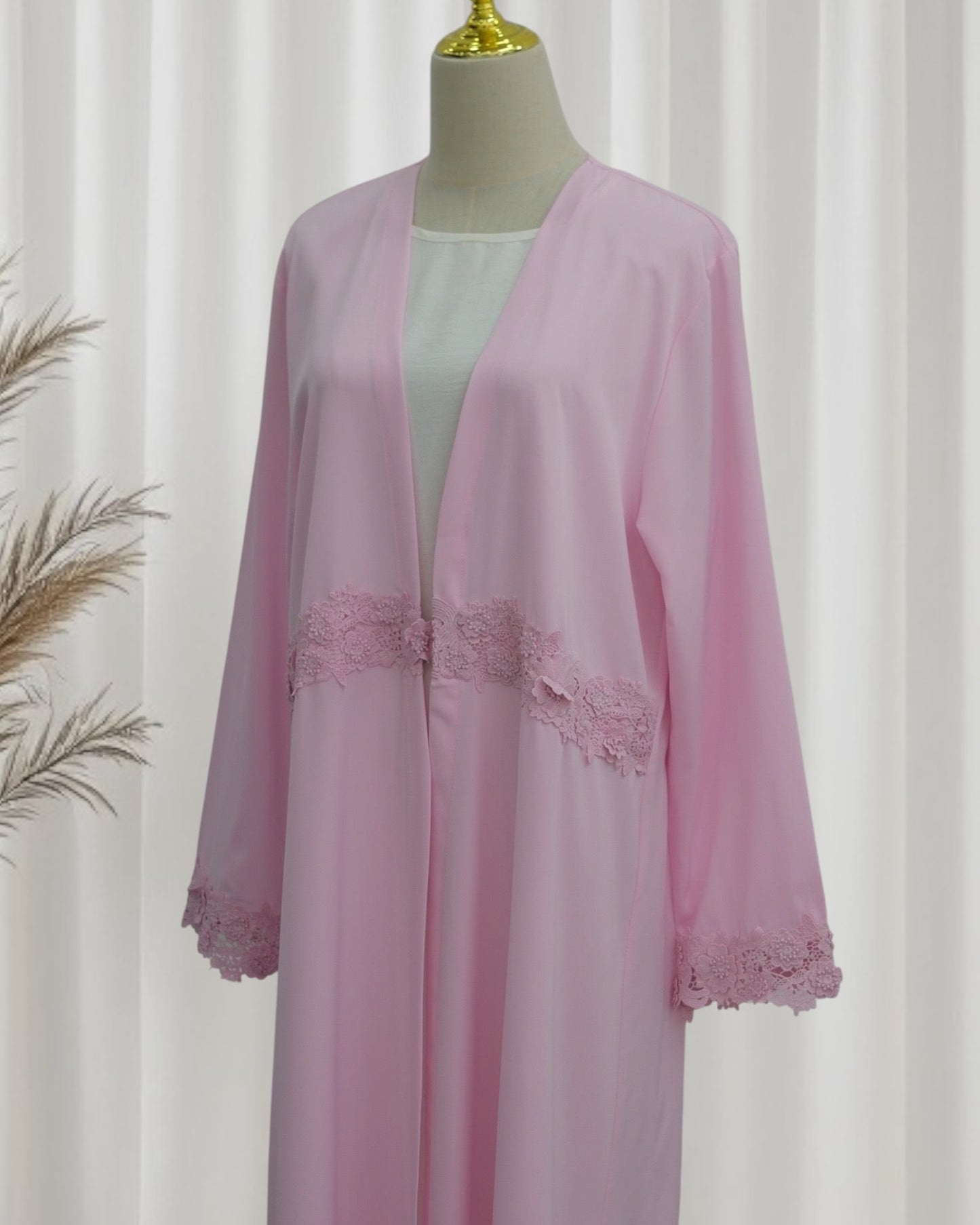 The Élise Lace-Trimmed Abaya Set (IA185)