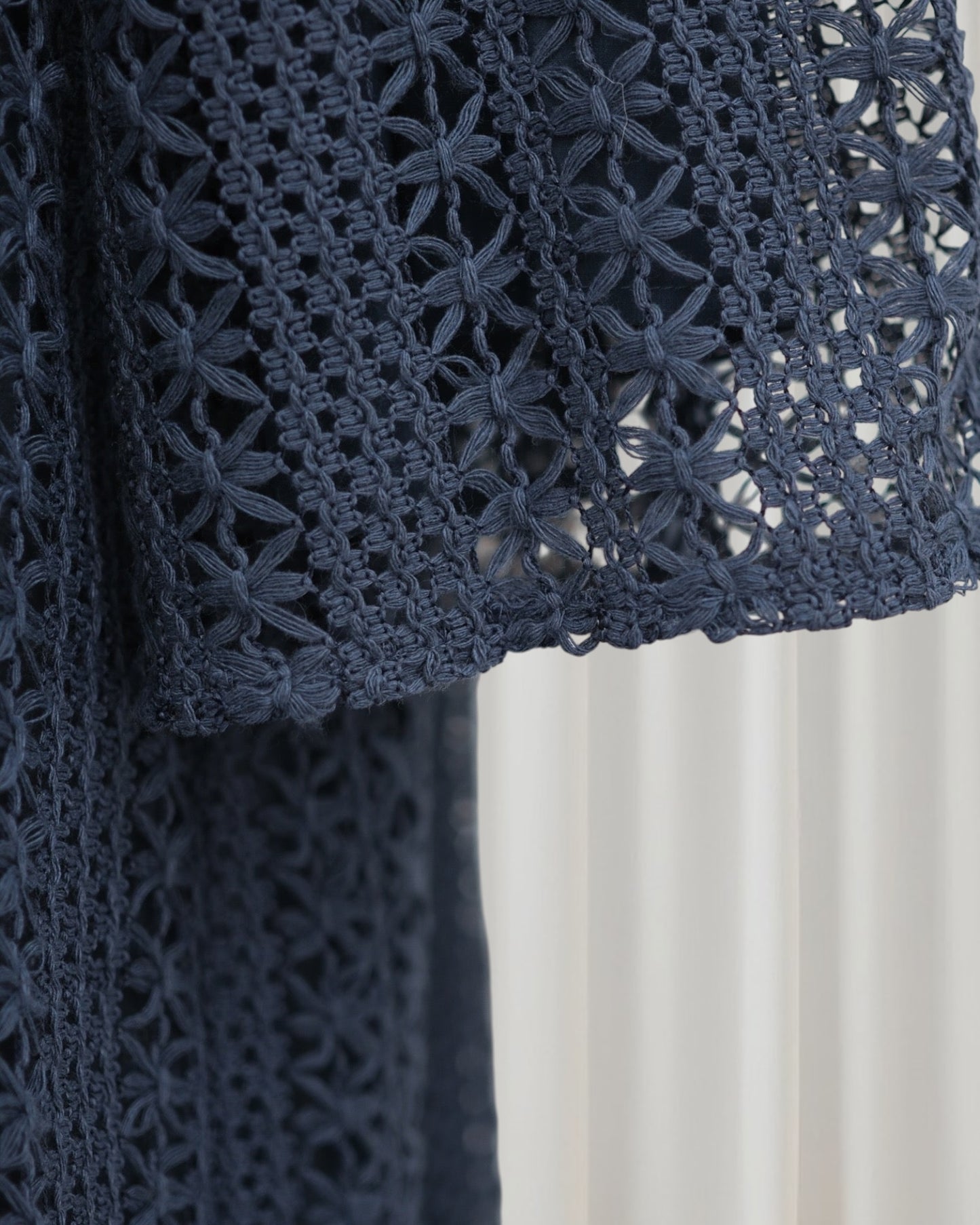 The Noire Mesh Abaya Set (IA187)