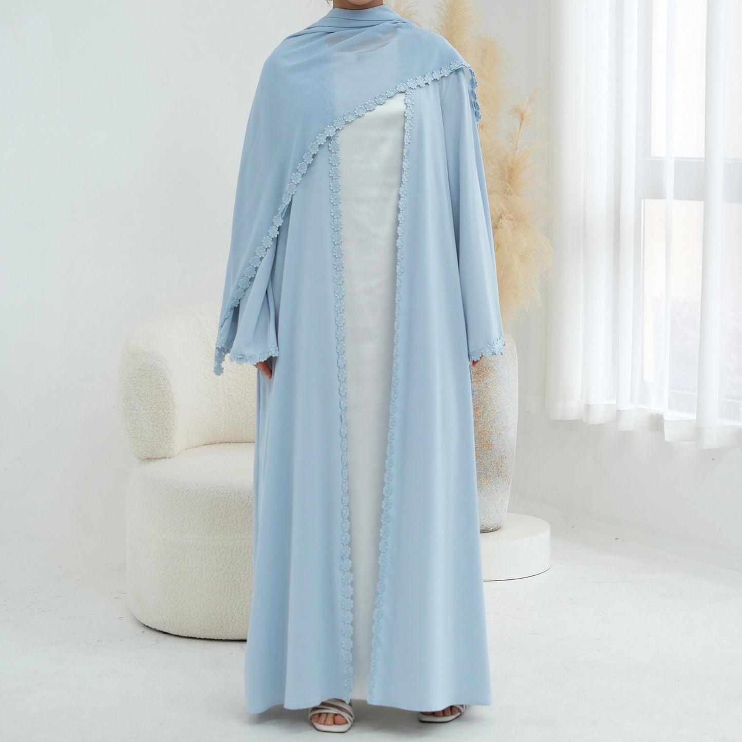 The Bloom Abaya Couture 
(EG137)