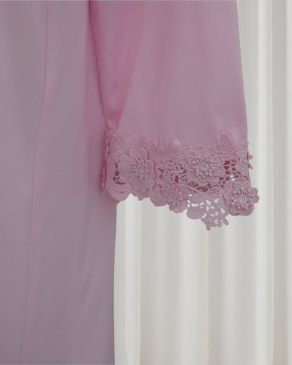 The Élise Lace-Trimmed Abaya Set (IA185)