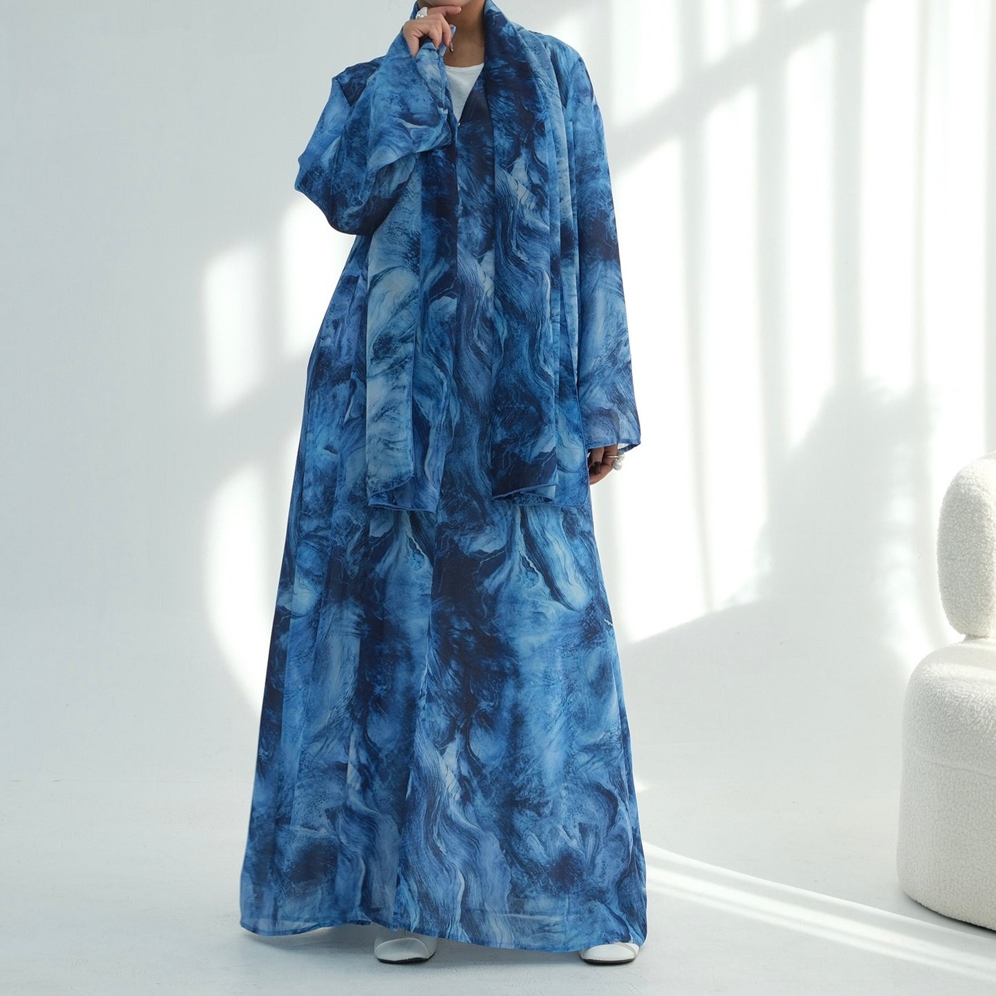 The Étoile Print Abaya
(EG127)