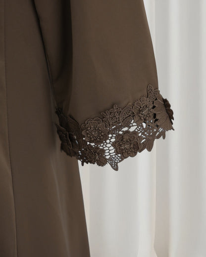 The Élise Lace-Trimmed Abaya Set (IA185)