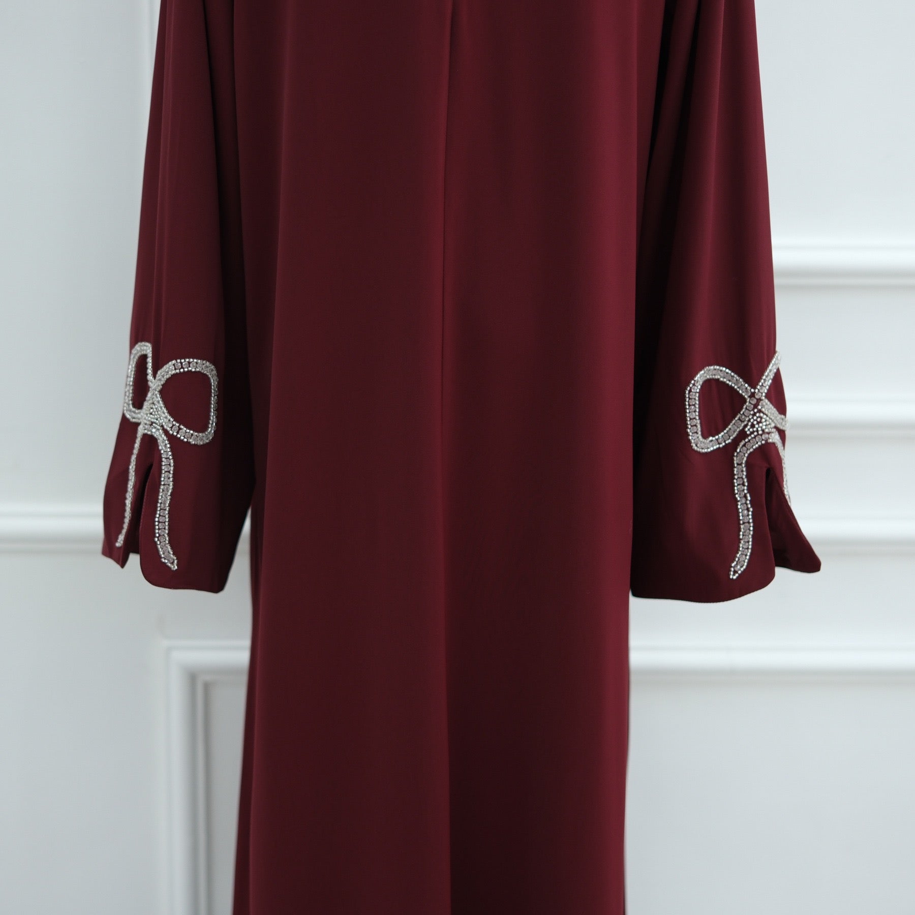 Cherry Fawn Handcrafted Silver Bow Sleeves Abaya (EG124) - Elara Global