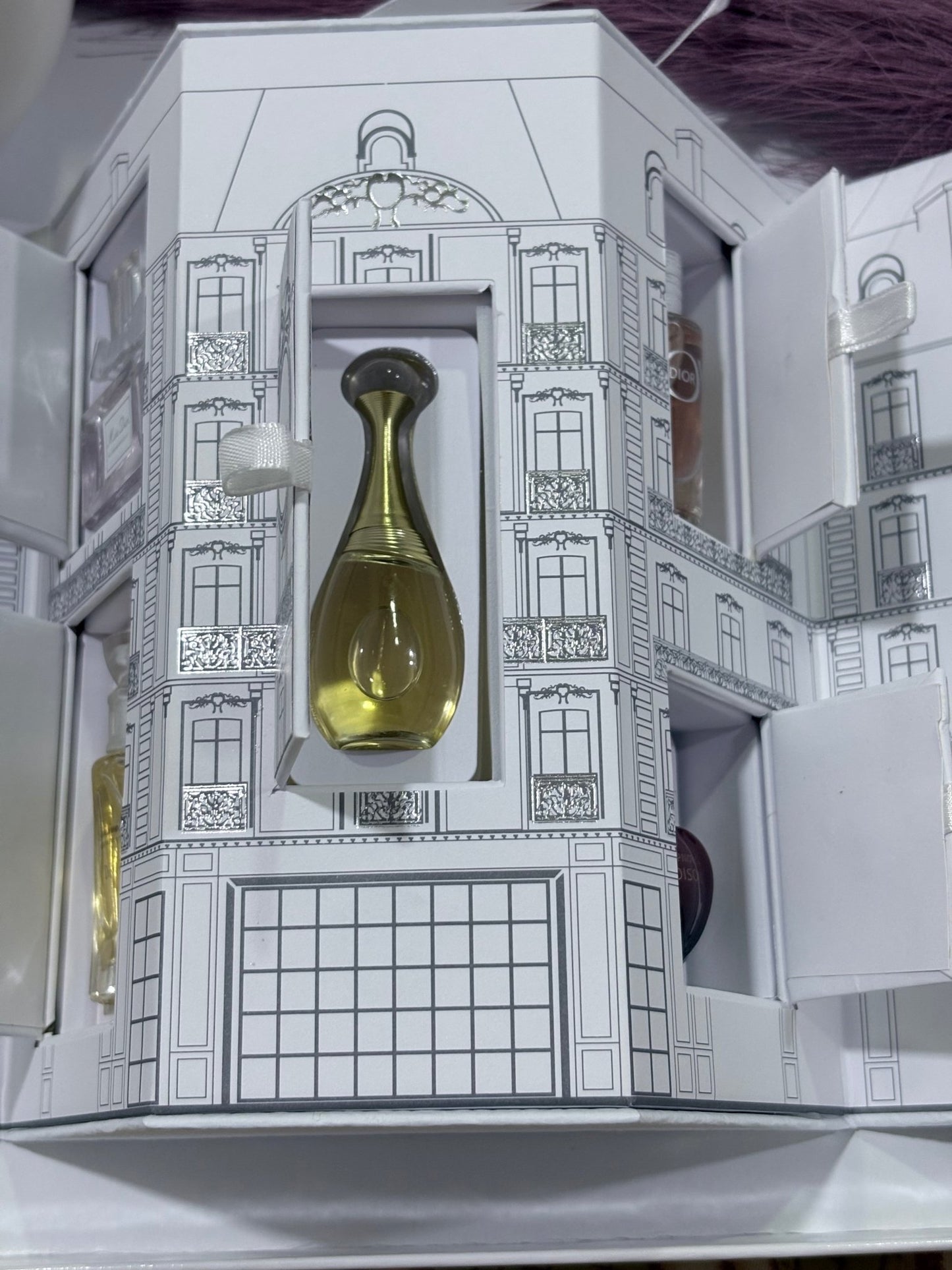 Dior 30 Montaigne Perfume Set - Elara Global