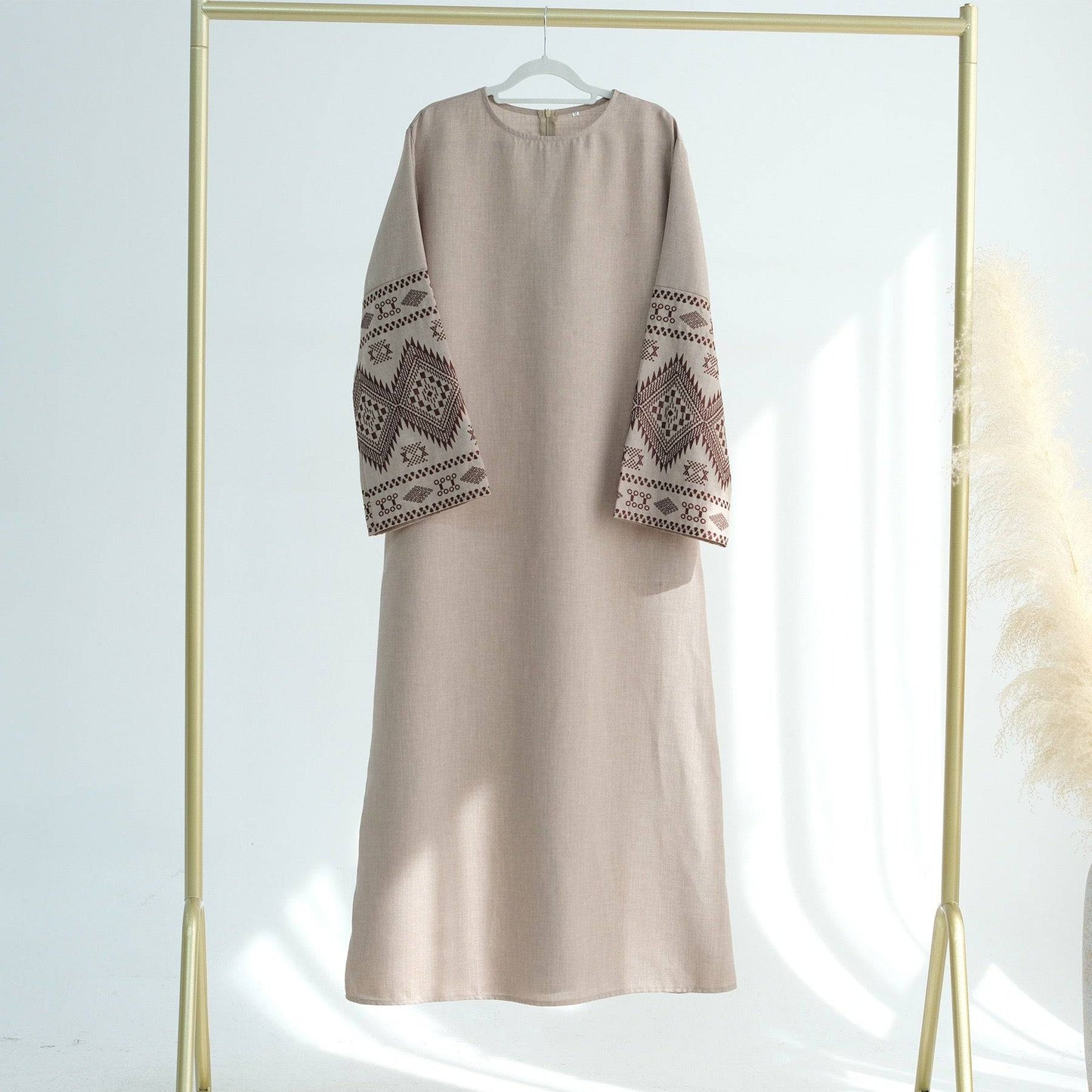 Embroidered Closed Linen Abaya (EG103) - Elara Global