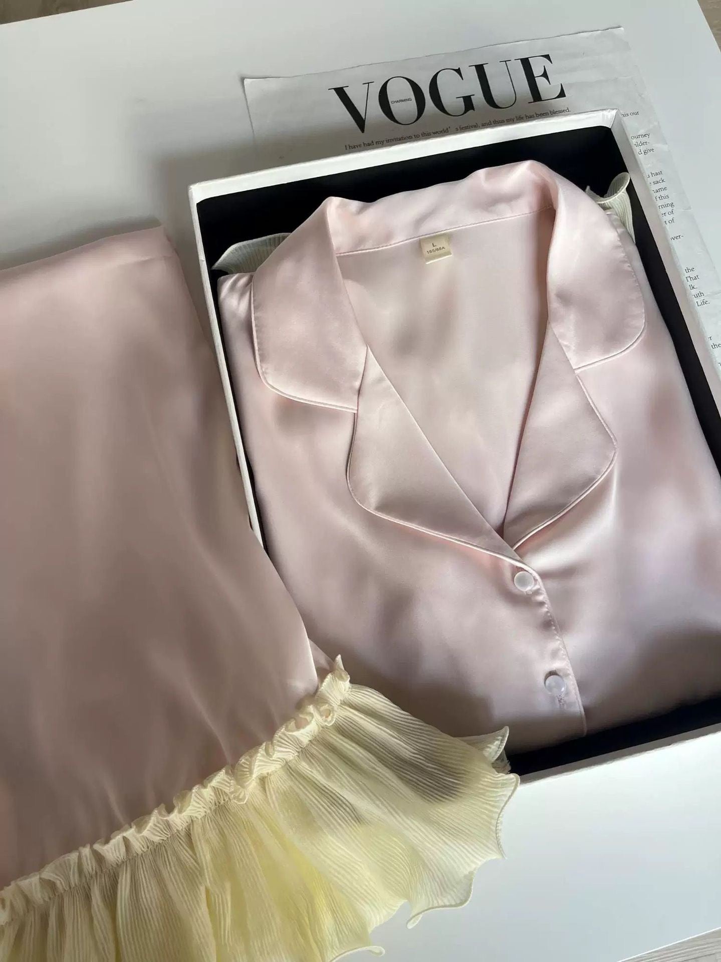High - end Ice Silk Long Sleeves Pajama Set (EG204) - Elara Global