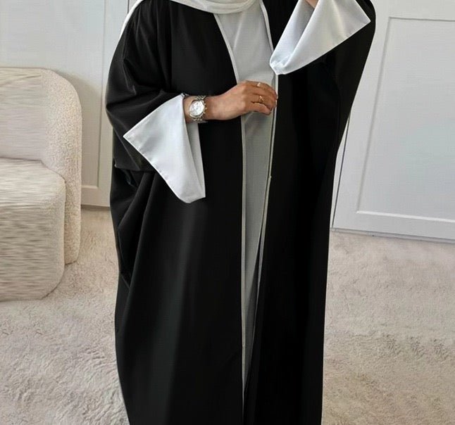 Piping Abaya With Split Sleeves(EG128) - Elara Global