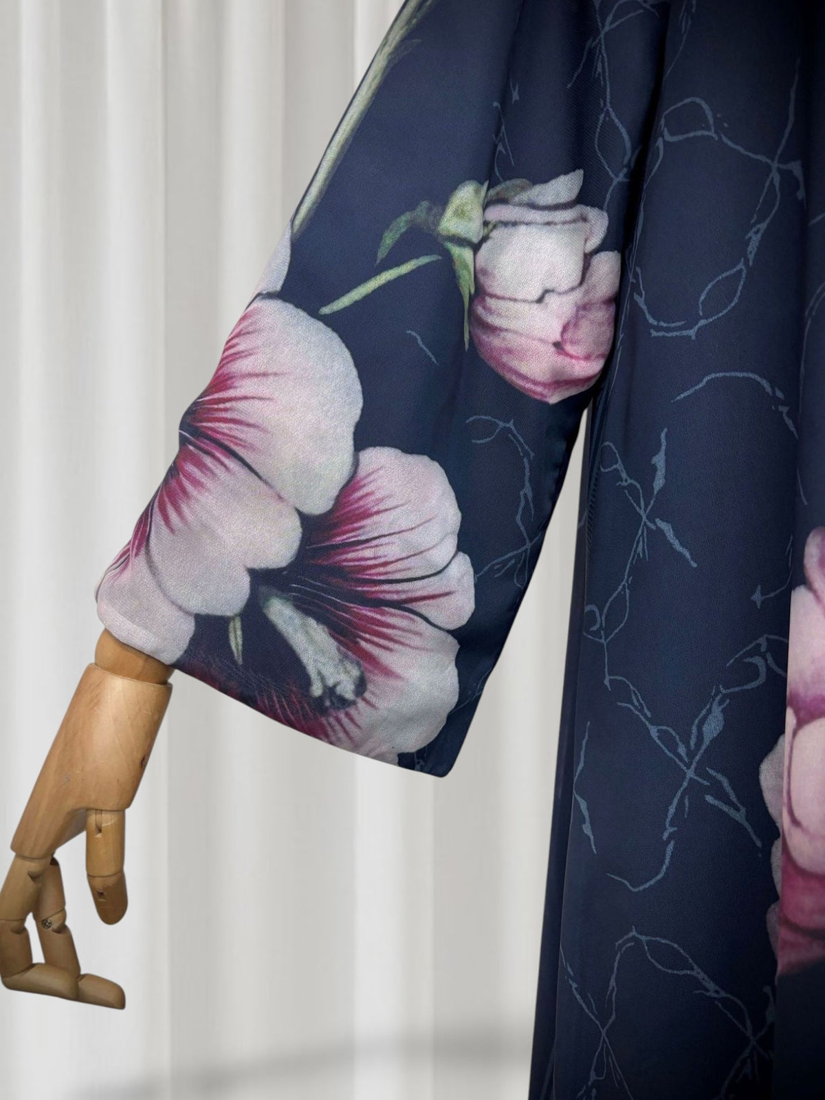 The Artisanal Midnight Floral Abaya Set (EG150) - Ikah