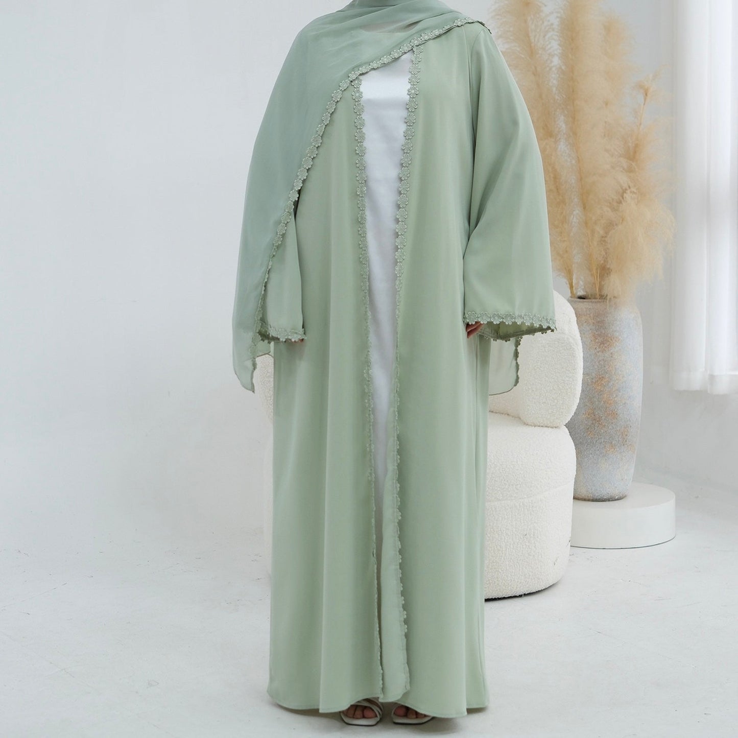 The Bloom Lace Abaya Set (EG137) - Ikah